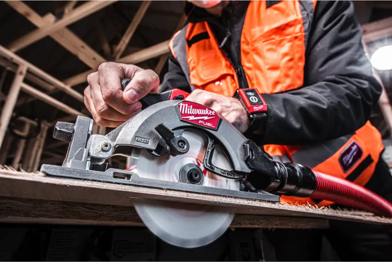 Aku kotoučová pila 140 mm Milwaukee M12 FCS442-502X (5,0 Ah) (MI4933493489)